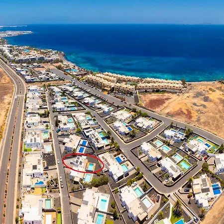 La Isla * Πλάγια Μπλάνκα