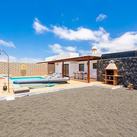 La Isla Πλάγια Μπλάνκα