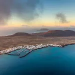 La Isla فيلة *
